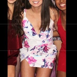 floral tight dress, fits US size 2-4 worn once!